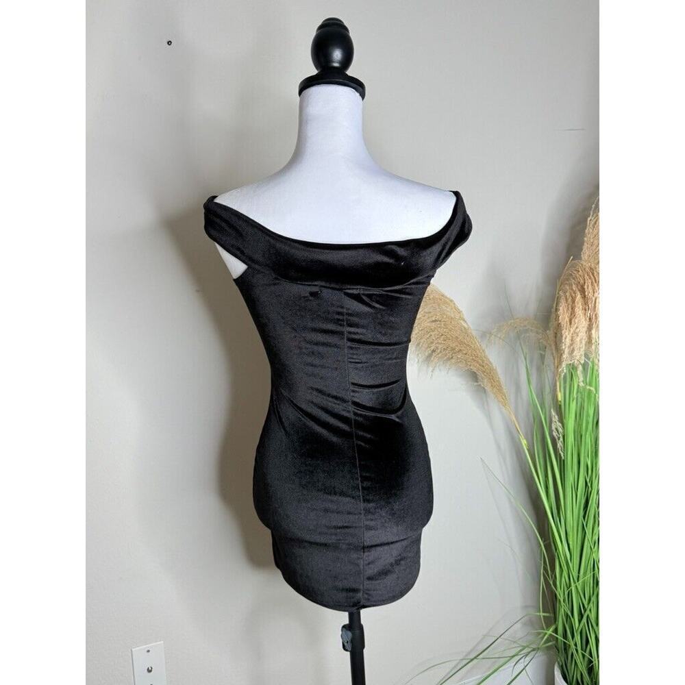 Urban Outfitters Off the Shoulder Bodycon Mini Dress Black Velvet XS-TP VTG Y2K - Picture 5 of 6